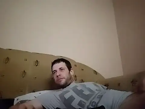 Vicktore007 online show from February 18, 10:39 pm