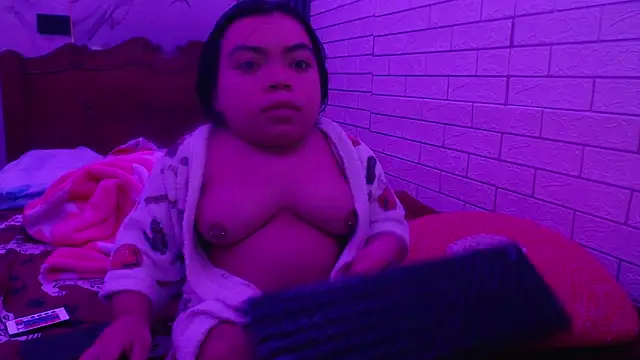 Snapshot of Michelle_Brooks chatting on February 13, 2:12 am Michelle Brooks online show from February 13, 2:12 am