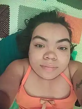 Michelle Brooks online show from November 20, 9:10 am