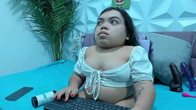 Snapshot of Michelle_Brooks chatting on December 31, 11:53 am Michelle Brooks online show from December 31, 11:53 am