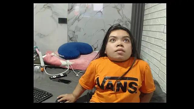 Snapshot of Michelle_Brooks chatting on October 29, 7:51 am Michelle Brooks online show from October 29, 7:51 am