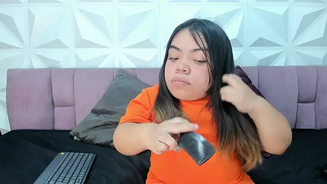 Snapshot of Michelle_Brooks chatting on January 15, 1:41 pm Michelle Brooks online show from January 15, 1:41 pm