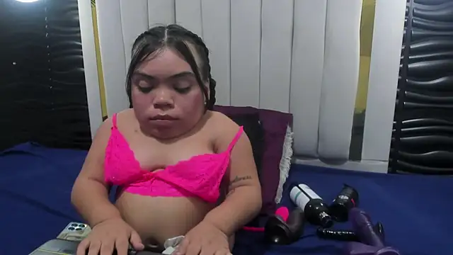 Snapshot of Michelle_Brooks chatting on February 4, 7:55 pm Michelle Brooks online show from February 4, 7:55 pm