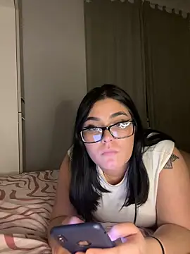 Snapshot of alexaandreea99 chatting on December 9, 1:07 am alexaandreea99 online show from December 9, 1:07 am