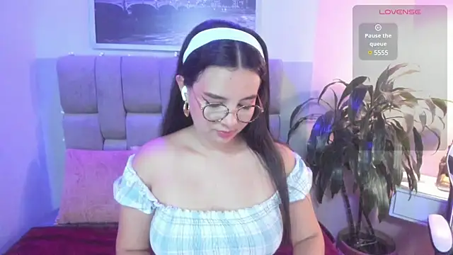 alys baker online show from March 12, 4:19 am