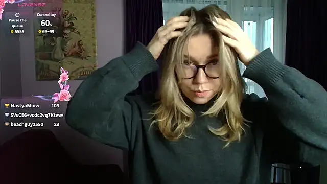 Snapshot of TaylorBre chatting on January 21, 9:03 am TaylorBre online show from January 21, 9:03 am