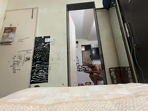 SammyChocolateIndian online show from February 3, 9:30 am