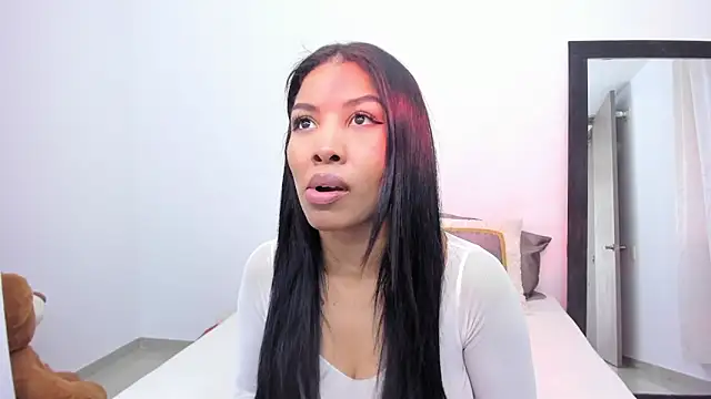 NickyBrown  online show from April 9, 4:35 pm