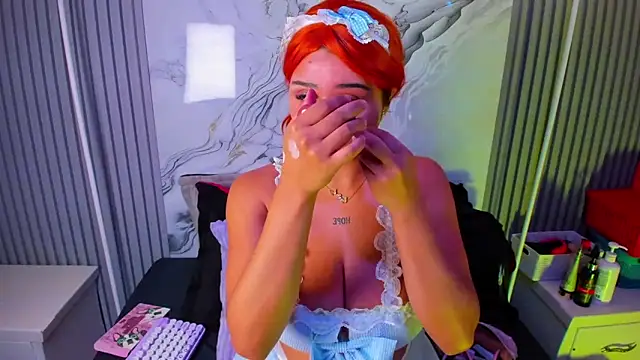 venusowen  online show from April 17, 1:47 pm