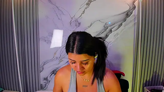 Snapshot of venusowen_ chatting on June 8, 12:49 pm venusowen online show from June 8, 12:49 pm