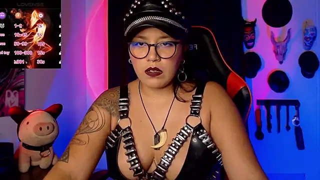 Snapshot of LilithSharon chatting on October 8, 3:35 pm LilithSharon online show from October 8, 3:35 pm