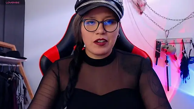 Snapshot of LilithSharon chatting on March 20, 7:46 pm LilithSharon online show from March 20, 7:46 pm
