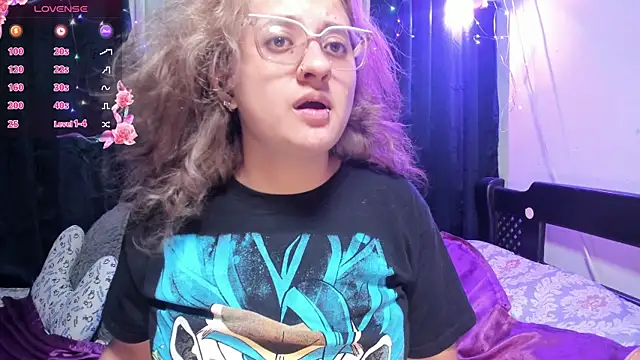 AnnieBigBoobs online show from March 16, 12:12 am