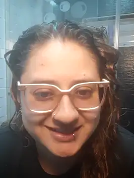 Snapshot of AnnieBigBoobs chatting on November 12, 8:23 pm AnnieBigBoobs online show from November 12, 8:23 pm