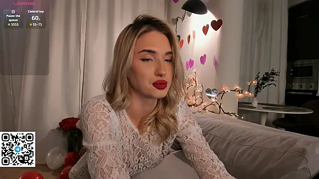 Danger Bella online show from February 9, 7:45 pm