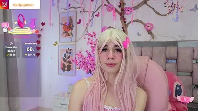 DaripQueen online show from March 11, 2:55 pm