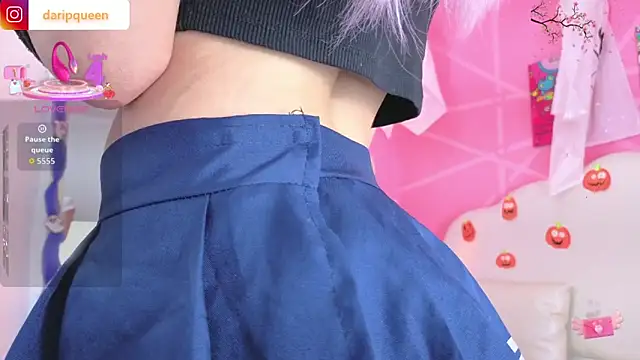 DaripQueen online show from October 22, 3:00 pm