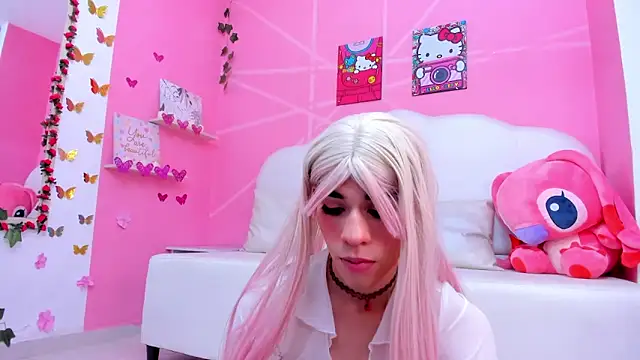 Snapshot of DaripQueen chatting on February 19, 5:49 pm DaripQueen online show from February 19, 5:49 pm