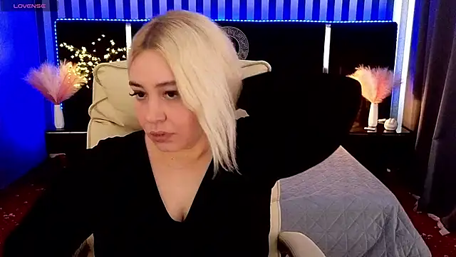 ManishaKat online show from March 9, 2:31 pm