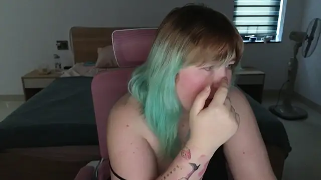 ChimberWol online show from April 8, 12:01 am