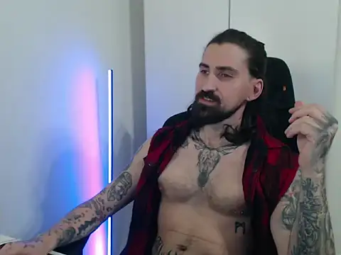 MateoHunk online show from May 9, 5:49 pm
