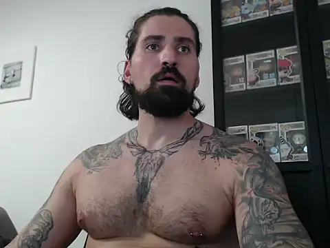 Snapshot of MateoHunk chatting on September 18, 4:54 pm MateoHunk online show from September 18, 4:54 pm