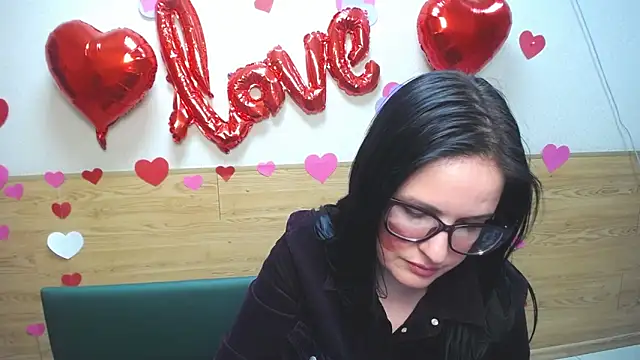 Snapshot of TayaBoret chatting on February 24, 3:33 am TayaBoret online show from February 24, 3:33 am