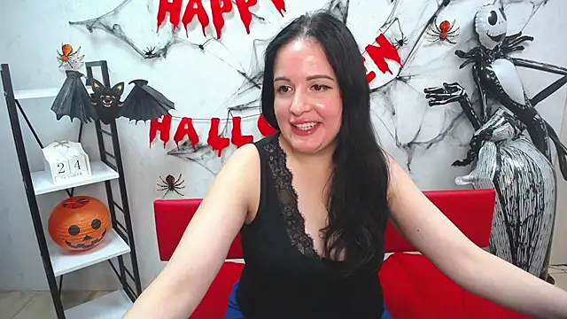 Snapshot of TayaBoret chatting on October 24, 6:18 pm TayaBoret online show from October 24, 6:18 pm