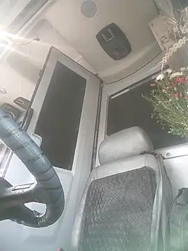 alexchir4 online show from December 18, 1:26 pm