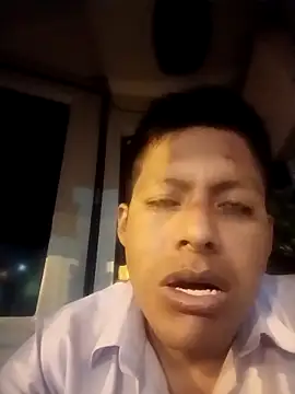 Snapshot of alexchir4 chatting on November 1, 11:31 pm alexchir4 online show from November 1, 11:31 pm