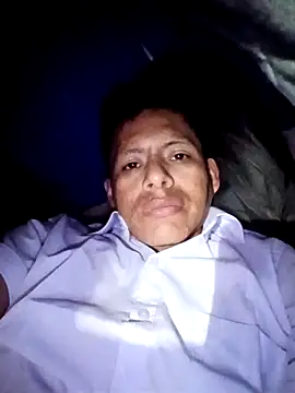 Snapshot of alexchir4 chatting on November 19, 1:49 am alexchir4 online show from November 19, 1:49 am