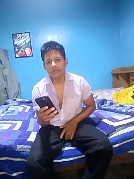 Snapshot of alexchir4 chatting on November 26, 3:45 pm alexchir4 online show from November 26, 3:45 pm