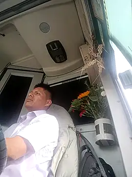 Snapshot of alexchir4 chatting on November 7, 9:08 pm alexchir4 online show from November 7, 9:08 pm