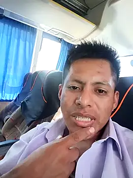 Snapshot of alexchir4 chatting on November 17, 6:56 pm alexchir4 online show from November 17, 6:56 pm