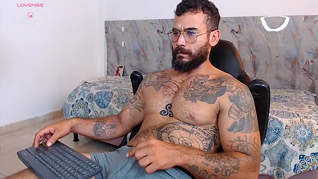 hanz col online show from December 5, 10:47 am