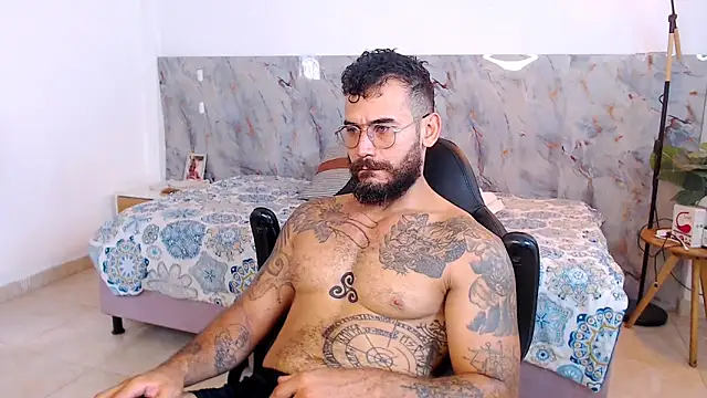 hanz col online show from November 24, 2:06 pm