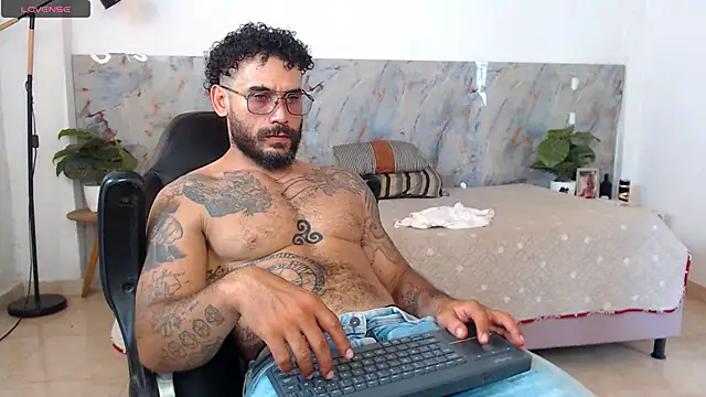 hanz col online show from June 29, 6:29 pm
