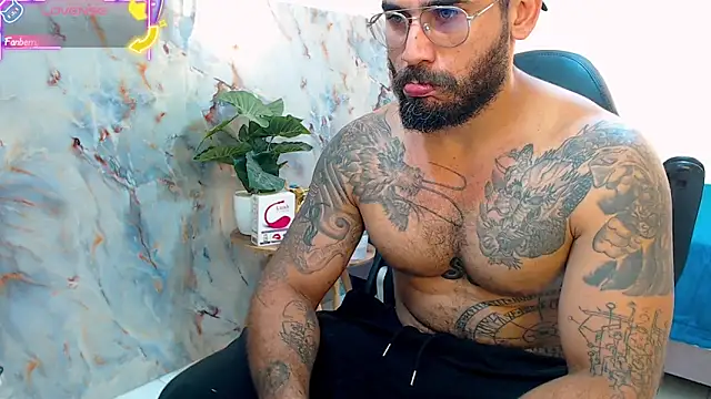 Snapshot of hanz_col chatting on September 16, 5:58 pm hanz col online show from September 16, 5:58 pm