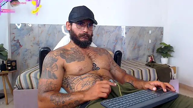 hanz col online show from April 20, 2:18 pm