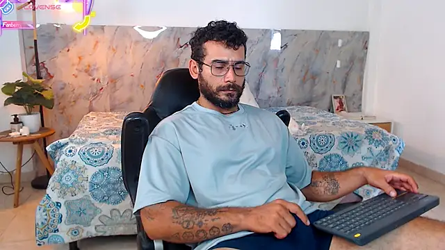 hanz col online show from January 9, 2:46 pm