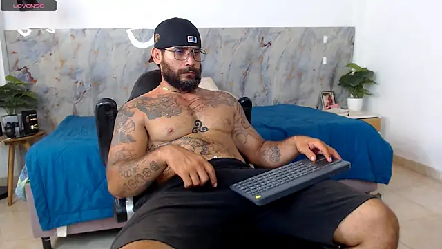 hanz col online show from March 11, 12:04 am