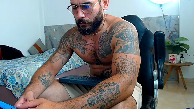 hanz col online show from November 15, 4:49 am