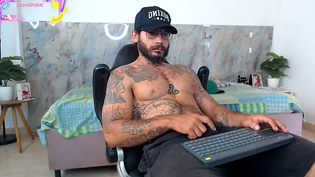 hanz col online show from May 31, 11:27 am