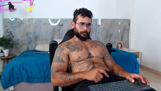 hanz col online show from March 4, 4:15 pm