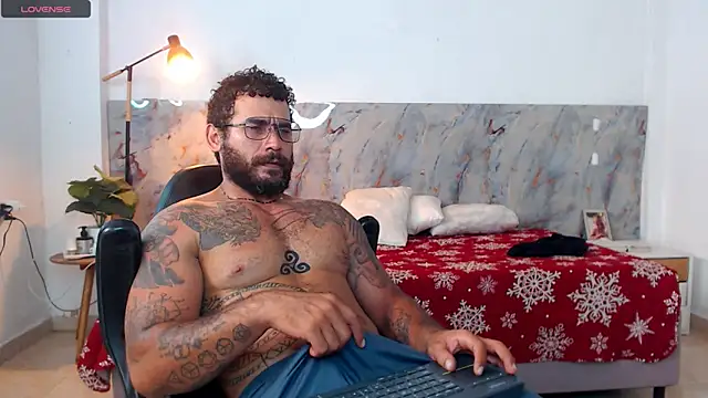 hanz col online show from February 10, 11:48 pm