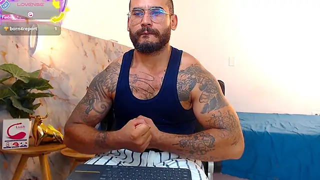 Snapshot of hanz_col chatting on September 12, 5:56 pm hanz col online show from September 12, 5:56 pm