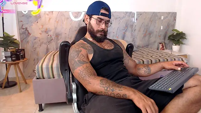 hanz col online show from April 5, 1:40 pm