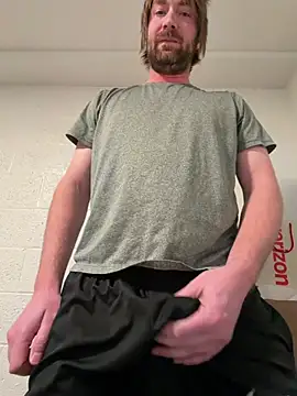 pizzaboy13 online show from February 10, 7:35 pm