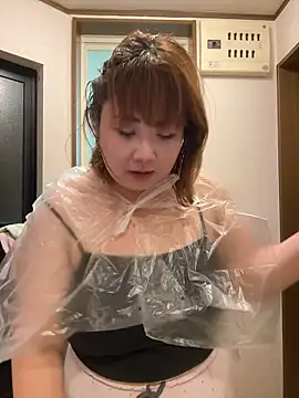 Snapshot of SAKU-RA-chan chatting on October 17, 9:34 am SAKU-RA-chan online show from October 17, 9:34 am