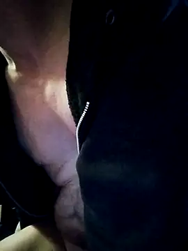 Snapshot of Joss046 chatting on May 9, 12:30 pm Joss046 online show from May 9, 12:30 pm